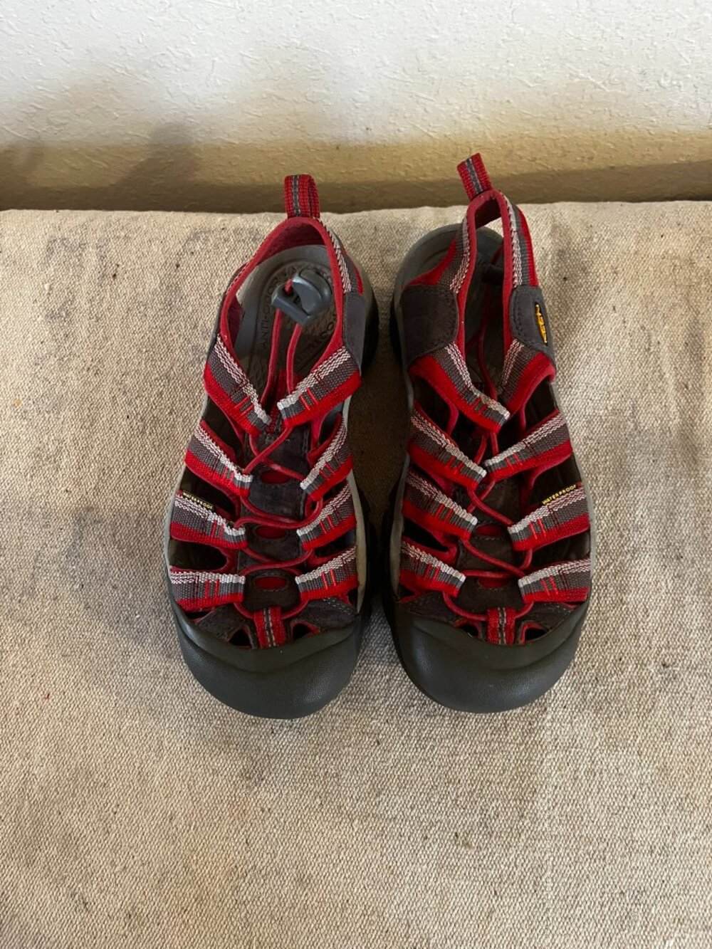 Keen Woman's Newport H2 Outdoor Summer Sandals Sz 7 - Picture 1 of 10